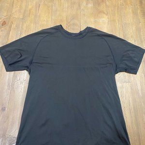 Lululemon Metal Vent Tech Short Sleeve - Large - Mens